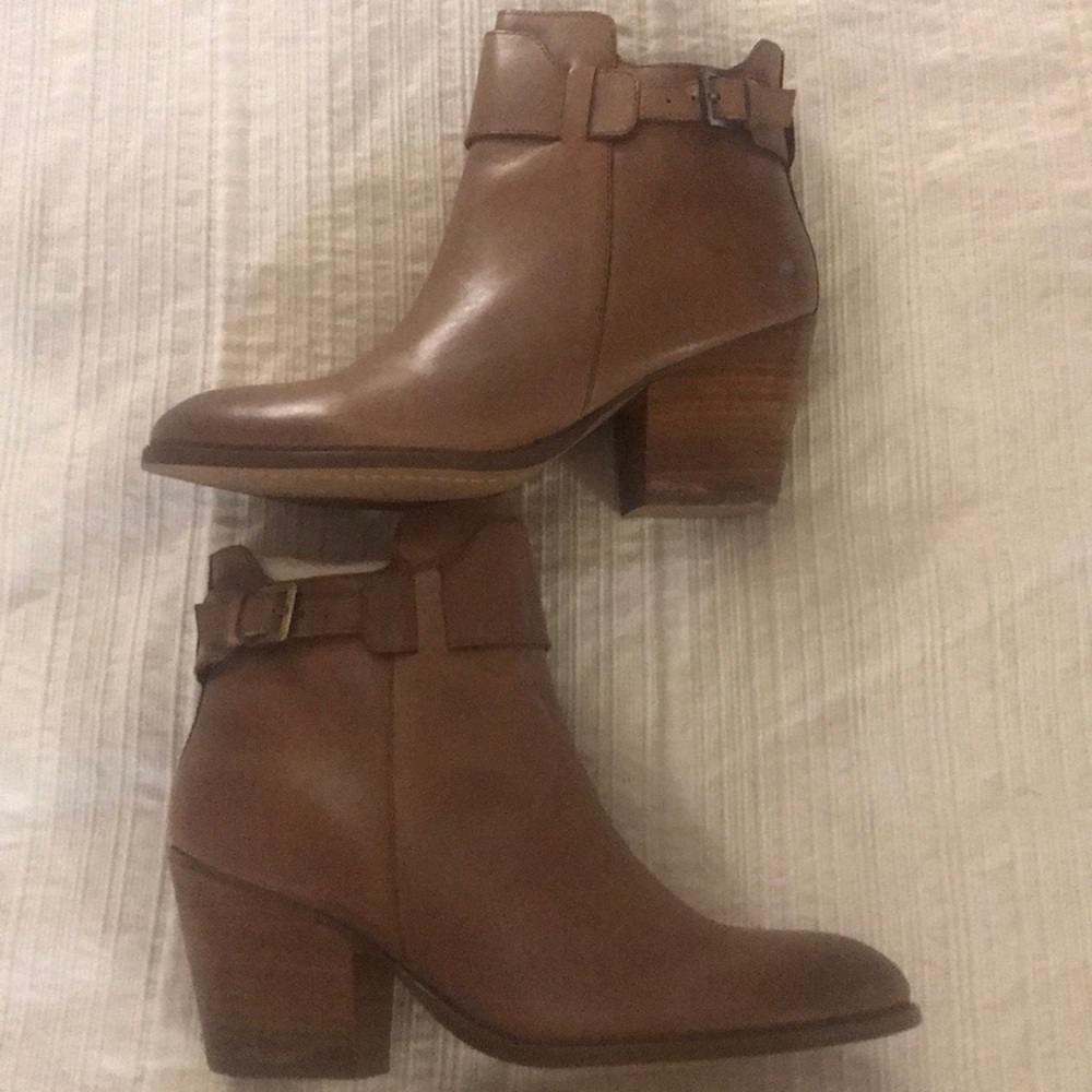 Sam Edelman Melody Booties